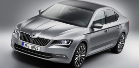 Nova Škoda Superb in legendarni predhodnik