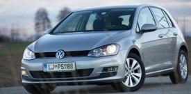 Volkswagen začel z vpoklicem prvega modela Golfa