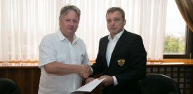 Podpis sponzorske pogodbe med Pivovarno Laško Union in NK Maribor