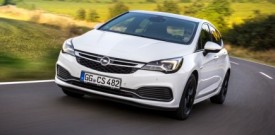 Na voljo več različic Opel Astre s prilagodljivim regulatorjem hitrosti