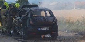 V Mariboru zagorelo osebno vozilo