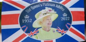 Kraljičina rojstnodnevna zabava v rezidenci Britanskega veleposlaništva