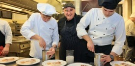 Slavnostno kosilo z grškim chefom Steliosom Fanourakisom na SŠGT Maribor