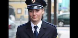 Tina Maze kot policistka