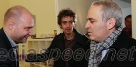 Podpis pisma o nameri o ustanovitvi evropske šahovske akademije Gari Kasparov in novinarska konferenca