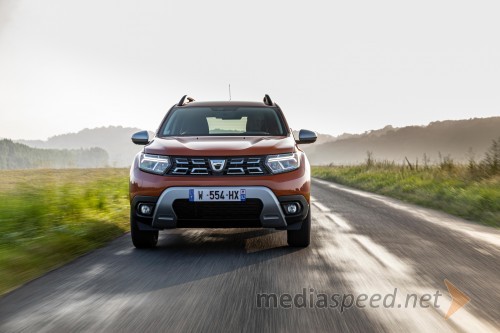 Novo v Sloveniji: prenovljeni Dacia Duster