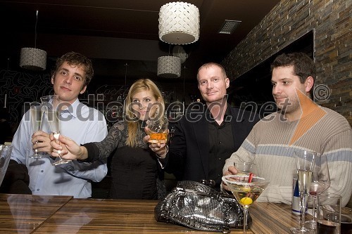 Iztok Polanič, Party max, Vesna Vitrih, slikarka in manekenka, Zlatko Kranjćič in Rok Ferleš