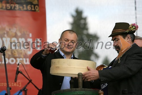 Franc Kangler, mariborski župan in Alojz Jenuš - Slavek, outar in brač iz Malečnika