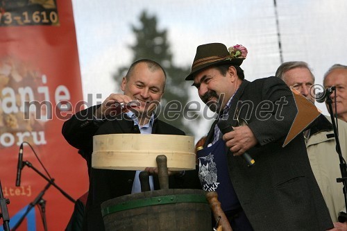 Franc Kangler, mariborski župan in Alojz Jenuš - Slavek, outar in brač iz Malečnika