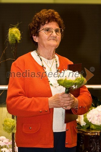 Marija Jalšovec, prejemnica zahvalne listine