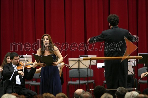 Raquel Lojendio, sopran in Komorno simfonični orkester iz Madžarske