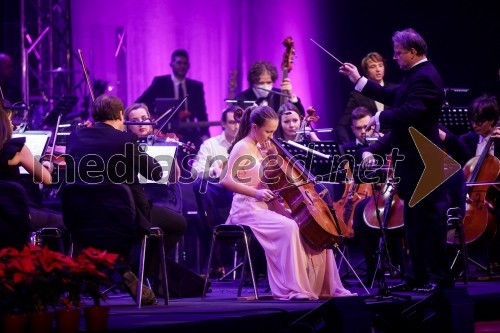 Orkester Cantabile pod vodstvom Marjana Grdadolnika s Patricijo Avšič