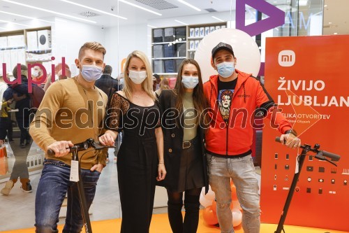 Ljubljana z navdušenjem pospremila odprtje trgovine Xiaomi Store