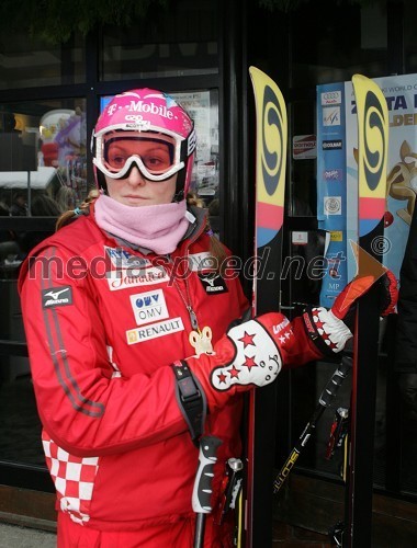 Smučarka Janica Kostelič, Hrvaška
(odpovedan veleslalom)