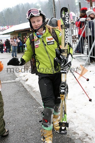 Smučarka Ana Drev, Slovenija
(odpovedan veleslalom)