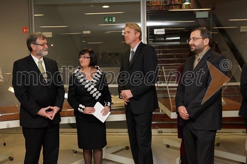 Prof. dr. Ivan Rozman, rektor Univerze v Mariboru, Vlasta Stavbar, ravnateljica Univerzitetne knjižnice Maribor, Gregor Golobič, minister za visoko šolstvo, znanost in tehnologijo in dr. József Györkös, državni sekretar Ministrstva za visoko šolstvo, znanost in tehnologijo