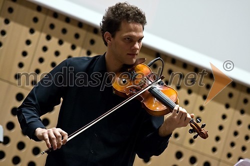 Peter Ugrin, violinist