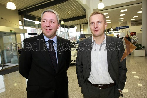 Štefan Vöröš, generalni direktor AC Intercar, d.o.o. in Igor Geršak, direktor področja osebnih vozil Mercedez Benz v AC Intercar