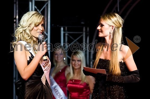 Amanda Čilović, superfinalistka izbora za Miss Casino Kongo 2009 in Jerneja Podbevšek Zhembrowskyy, voditeljica prireditve