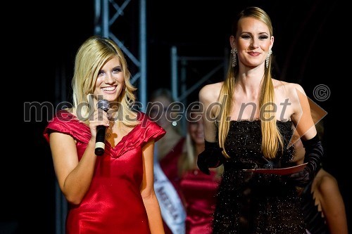 Katja Litrop, superfinalistka izbora za Miss Casino Kongo 2009 in Jerneja Podbevšek Zhembrowskyy, voditeljica prireditve