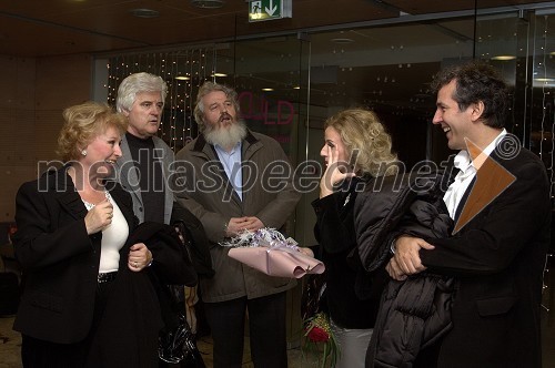 ..., Janez Vajevec, Andrej Vajevec, ... in Zvonko Novosel, operni pevec in soprog Martine Zadro