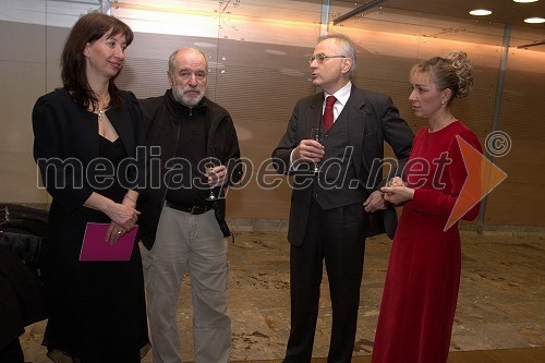 Branka Strmole Ukmar, soproga Kristjana Ukmarja, Janez Hočevar Rifle, igralec, Kristijan Ukmar, ravnatelj SNG Opera in balet Ljubljana ter Teja Valič, poslovna sekretarka SNG Opera in balet Ljubljana