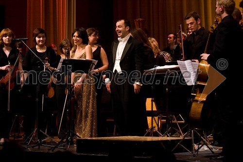 Božično-novoletni koncert Anje Bukovec, poklon