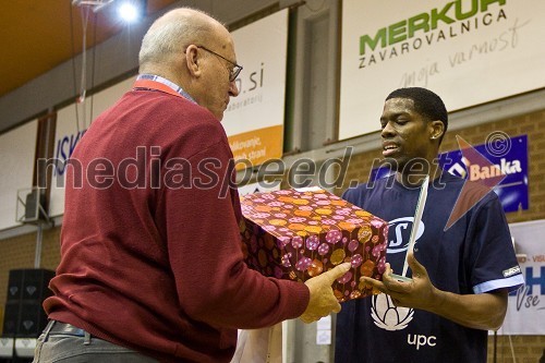 Ivo Daneu, nekdanji košarkar in Terence Hudley, zmagovalec tekmovanja v zabijanju