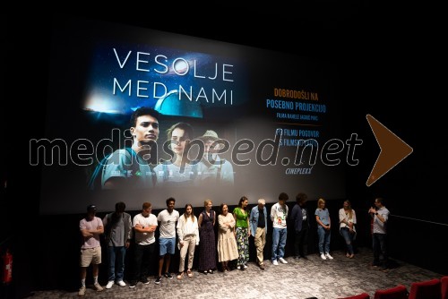 Vesolje med nami, premiera filma v Cineplexxu