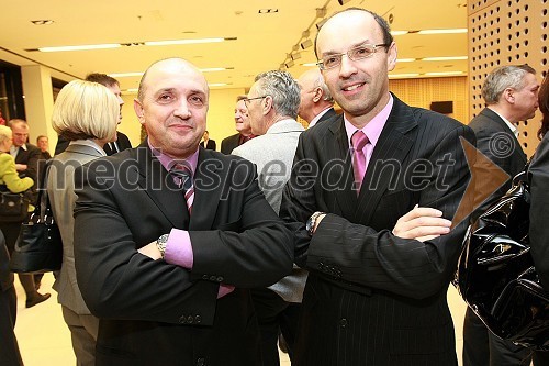 Darijan Košir, odgovorni urednik Dela in Tomaž Ranc, glavni in odgovorni urednik časnika Večer