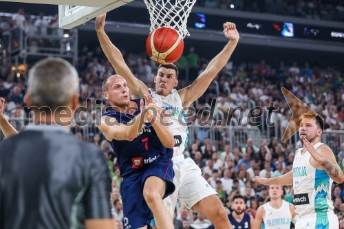 Pripravljalna košarkarska tekma Slovenija - Srbija