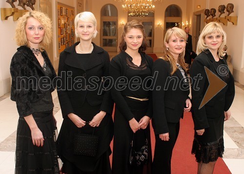 Andreja Virt, Polona Baloh, Alenka Šurlan, novinarka in voditeljica na RTS, Anja Janžekovič in Darja Čižek