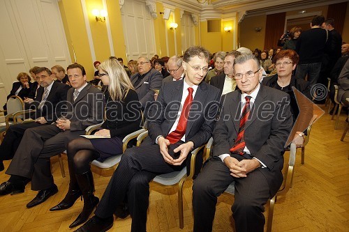 Janez Pastar, predsednik skupnosti slovenskih gimnazij, Bojan Šrot, župan občine Celje, Mojca Grobelnik, vodja službe za odnose z javnostmi na Ministrstvu za šolsvo in šport, Igor Lukšič, minister za šolstvo in šport in Miran Potrč, poslanec SD