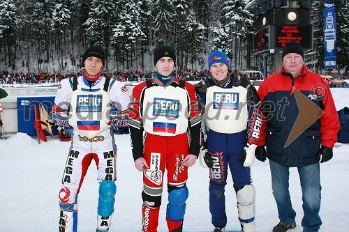 Daniil Ivanov, Younir Bazeev in Nikolay Krasnikov, ekipa Rusije in Valery Ivanov, šef ekipe