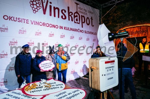Vinska pot v rovih pod starim Kranjem 2022, petek 2