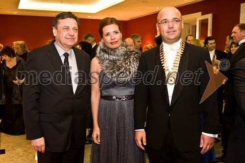 Zoran Jankovič, župan Ljubljane in Aleš Jenčič, predsednik Rotary kluba Ljubljana s soprogo