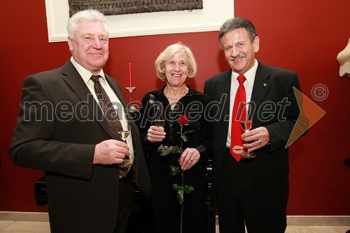 Branko Weindorfer, gradbenik in Anton Kampuš, župan občine Gornja Radgona s soprogo Marijo