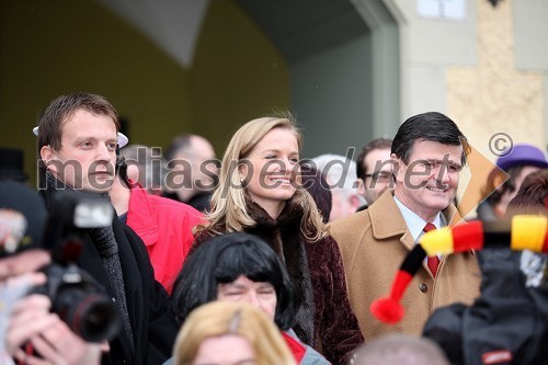 ..., Katarina Kresal, ministrica za notranje zadeve in mag. Blaž Kavčič, predsednik Državnega sveta RS