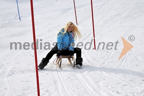 Zala Rebernik, Snežna kraljica Starega vrha 2009