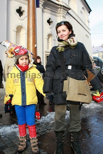 Ksenija Mišič, igralka, in njen sin Angel Lav