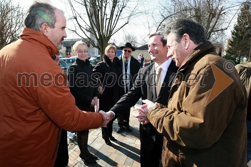 Stojan Habjanič, strokovni vodja projekta prenove vrtca, Karl Viktor Erjavec, minister za okolje in prostor in Anton Kampuš, župan občine Gornja Radgona