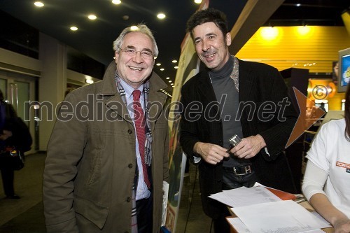 Ivo Vajgl, poslanec in predsednik odbora Državenga zbora za zunanjo politiko, in Franci Kek, scenarist filma Gola resnica