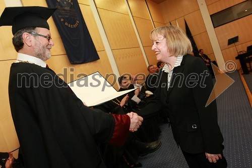 Prof. dr. Ivan Rozman, rektor Univerze v Mariboru in Vlasta Pečečnik, dobitnica Bronastega ključa UM za leto 2008