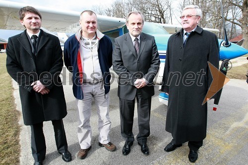 Andrej Gregorič, predsednik Letalskega centra Maribor, Franc Kangler, župan Mestne občine Maribor, Milan Pogačnik, minister za kmetijstvo, gozdarstvo in prehrano in Jožef Merkuš, župan občine Hoče-Slivnica