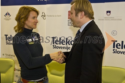 Brigita Langerholc, atletinja in Peter Kukovica, predsednik Atletske zveze Slovenije