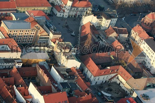 Središče mesta Maribor: Mariborski grad, nekdanja Mariborska mestna hranilnica, trg Svobode in Vetrinjska ulica, Astoria, Hotel Orel