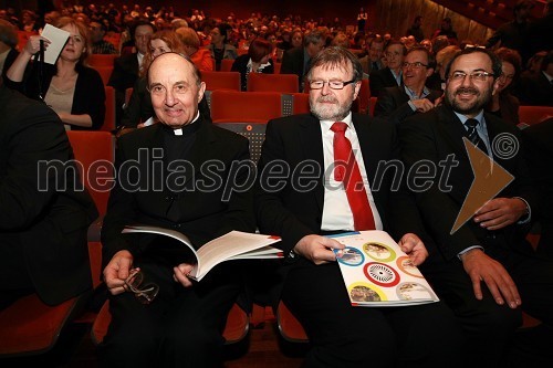 Dr. Franc Kramberger, mariborski nadškof in metropolit, prof. dr. Ivan Rozman, rektor Univerze v Mariboru in dr. József Györkös, državni sekretar Ministrstva za visoko šolstvo, znanost in tehnologijo