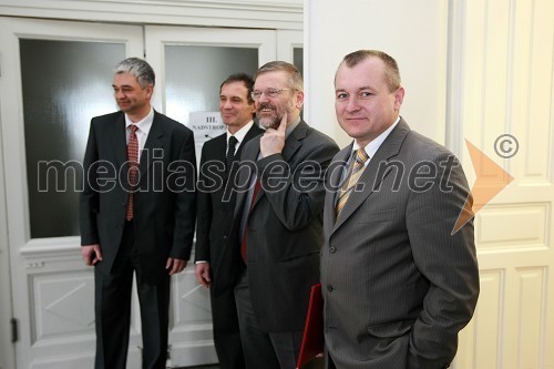 Mag. Boris Podvršnik, župan občine Zreče, prof. dr. Otmar Kugovnik, profesor na Fakulteti za šport in predsednik Slovenske univerzitetne športne zveze, Vili Rezman, župan občine Ruše in Franc Kangler, župan Mestne občine Maribor