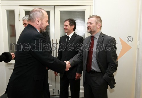 Franc Križanič, minister za finance, prof. dr. Otmar Kugovnik, profesor na Fakulteti za šport in predsednik Slovenske univerzitetne športne zveze in Vili Rezman, župan občine Ruše