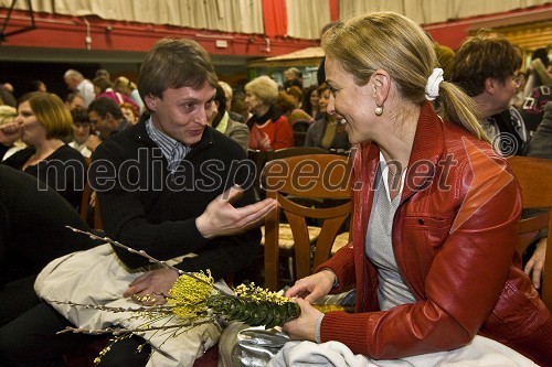 Peter Srpčič, režiser predstave, in Nina Ivanič, igralka